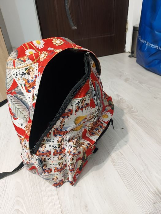 Ghiozdan  fete școală sau pentru  drumeti