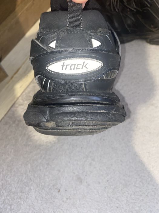 Balenciaga track