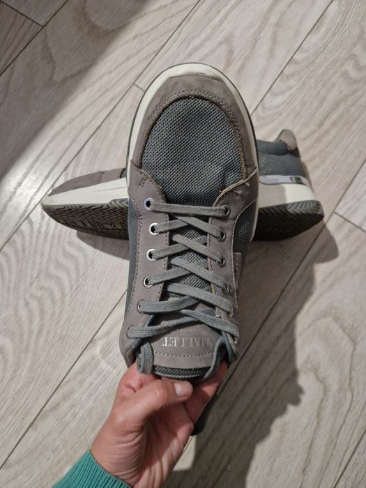 Adidasi Mallet London