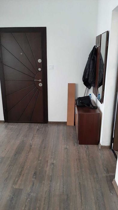 Дава се под наем Четиристаен апартамент в София, Изток - 100 кв.м за 950 € - Снимка #17