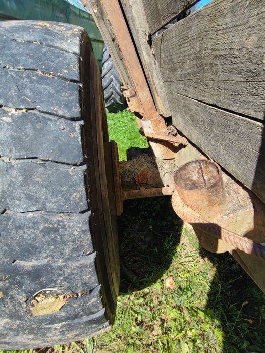 Remorca solida de pădure