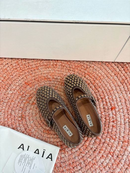 Alaia естествен велур