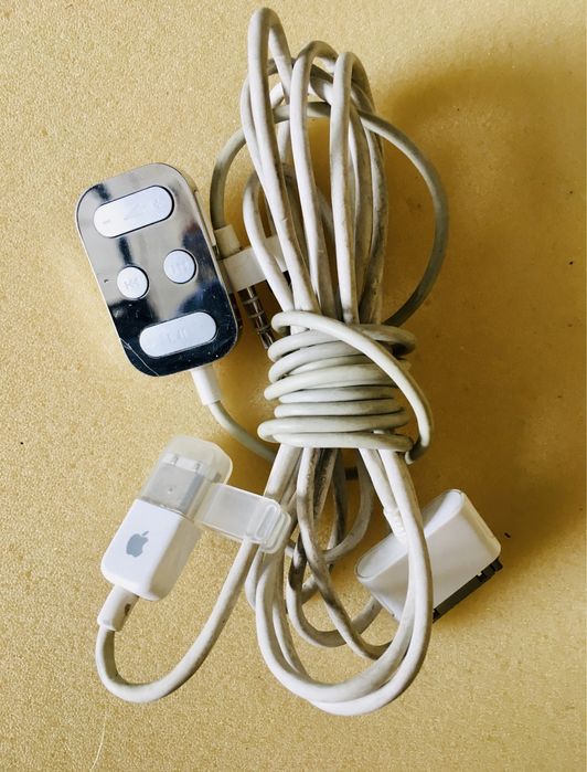 Ipod - APPLE - - оригинал ..