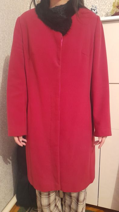 Пальто осенний..