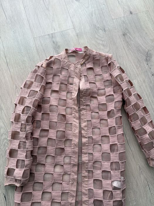 Продам красивые платья на девочку 6-11лет