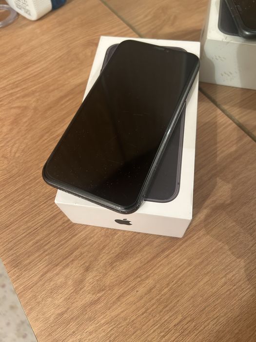Продам или обмен Айфон 11