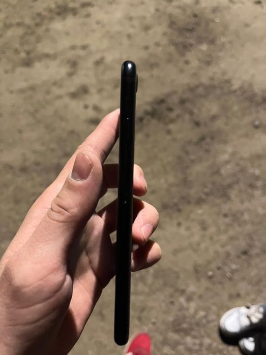 Айфон се 2020г 128гб ёмкость 87%