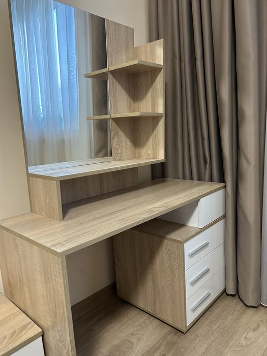 Тоалетка , дъб сонома + бял гланц