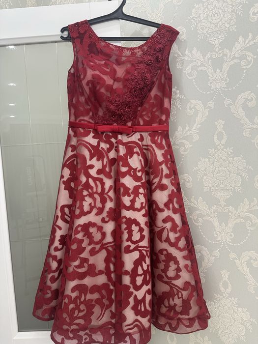 Продам платье