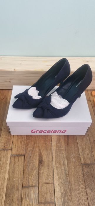 Официални обувки номер 39