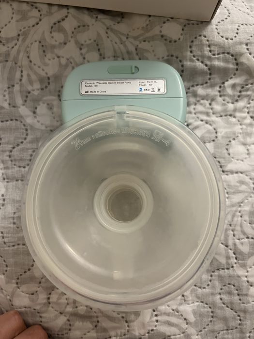 Hand free помпа за кърма