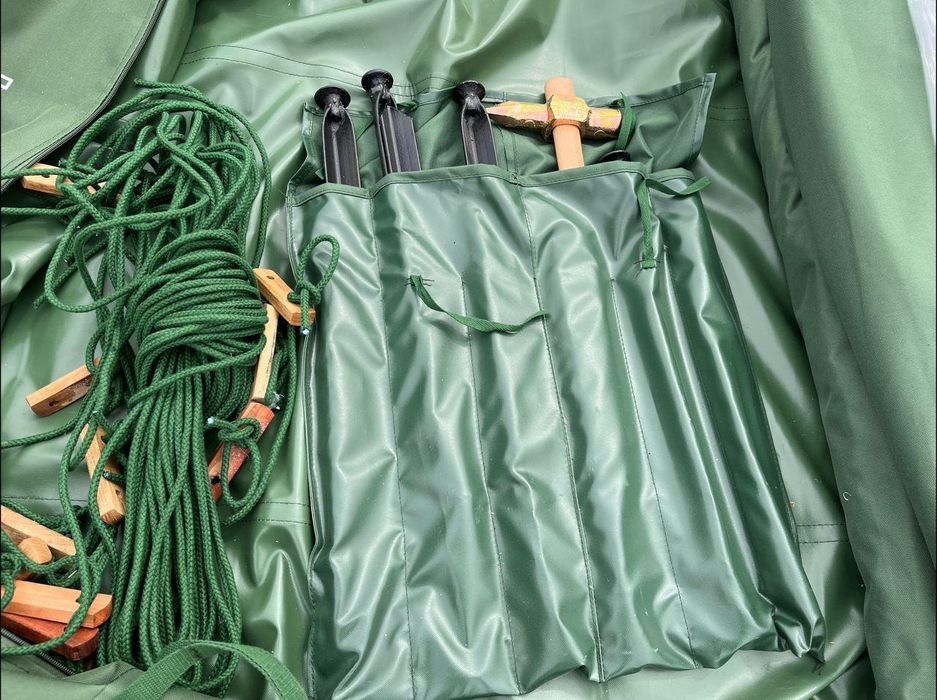 Армейская палатка