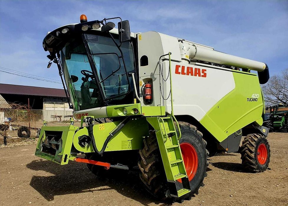 Claas Tucano 420