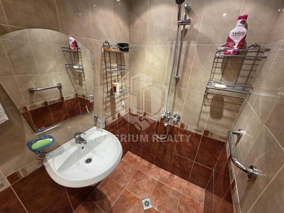 Тристаен апартамент с уникална гледка море в Свети Влас, ул. „Русалка“