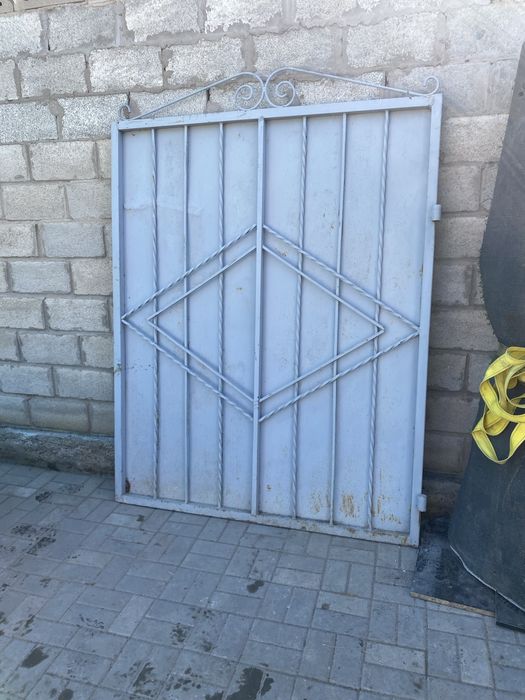 Продам ворота с калиткой
