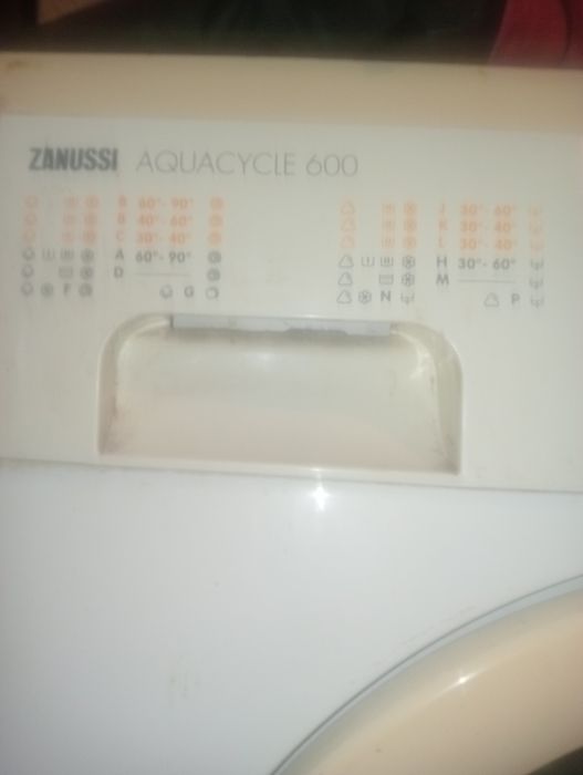 Продам стиральную машину zanussi