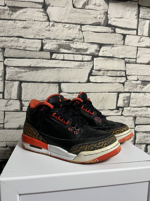 vând adidasi jordan