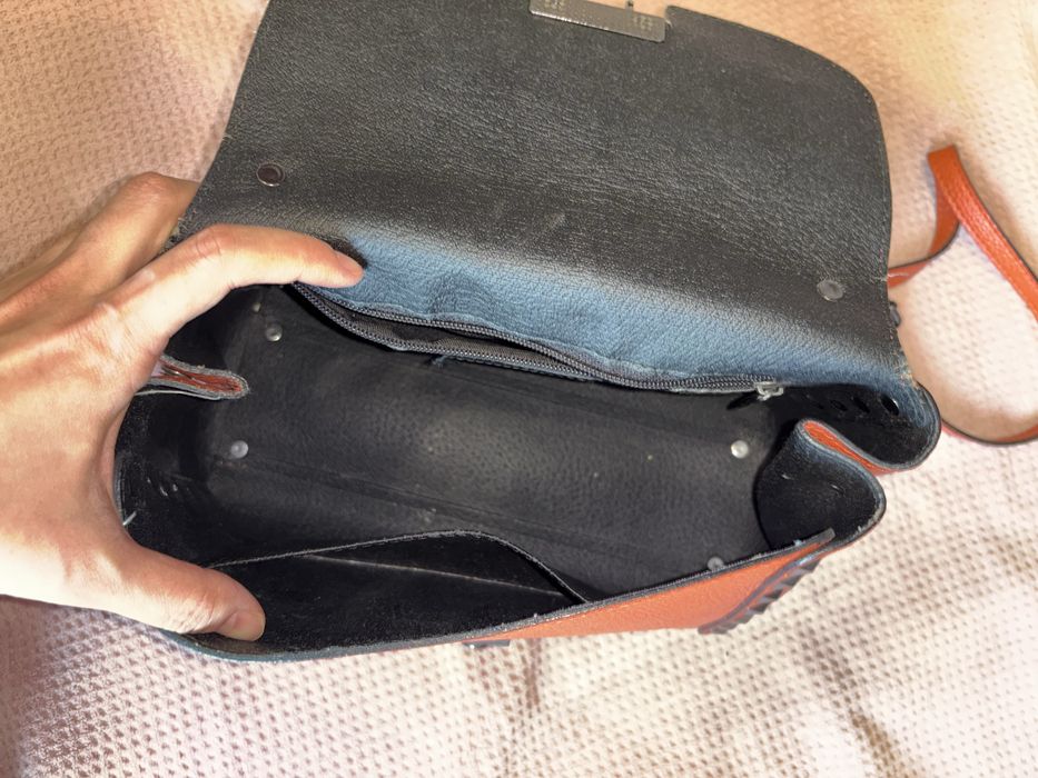 Продам сумку кожанную