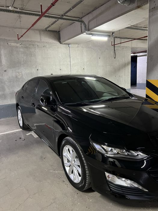 Malibu xl   Holati tiniq zor qarab haydaganman