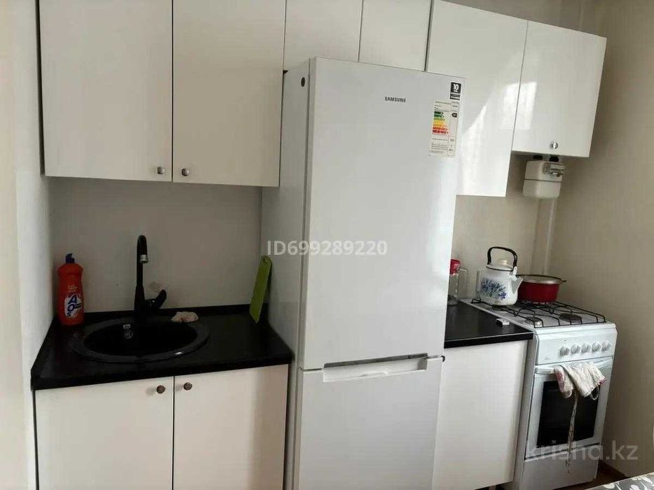 продам2 х комнатную квартиру