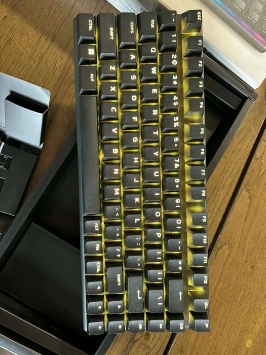 Продавам Alienware Pro клавиатура