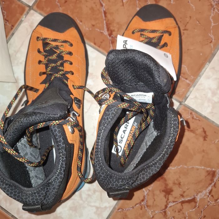 Vând Scarpa Zodiac Tech GTX 42,5 NOI