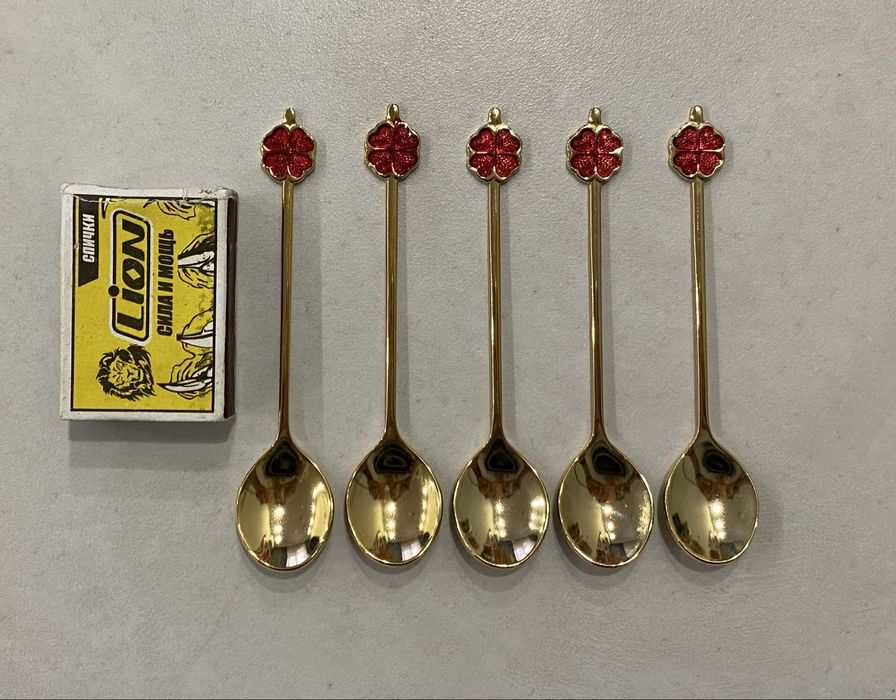 Продам столовые приборы д. сервировки