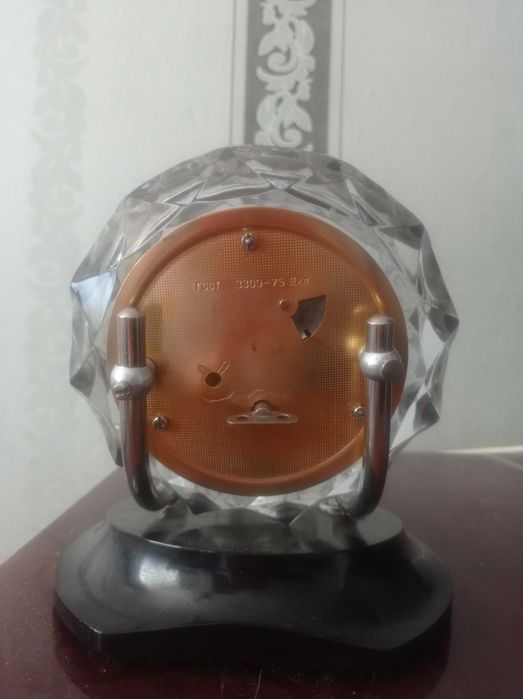 Продам часы винтажные.