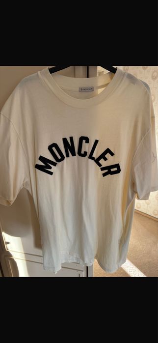 Tricou Moncler , stare excelenta