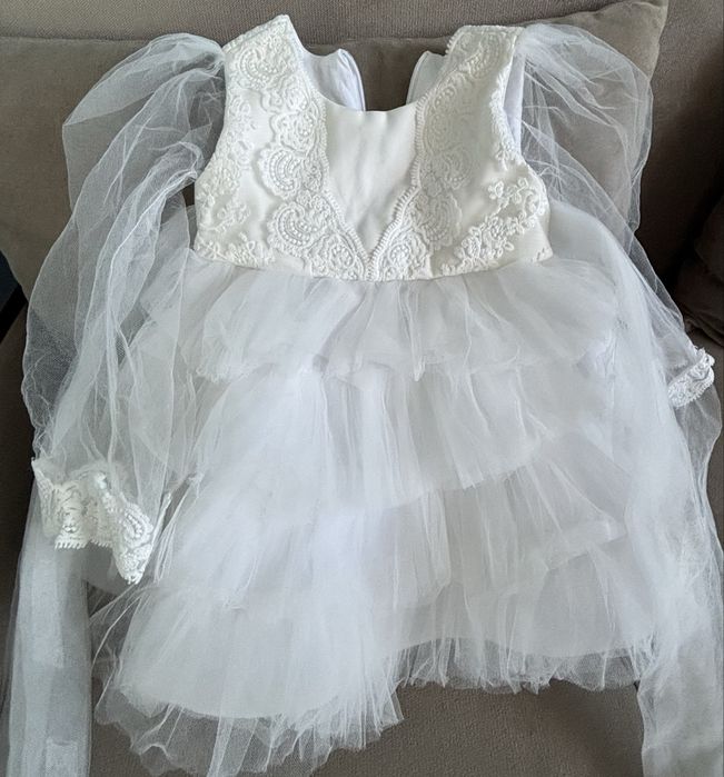 Платье на девочку