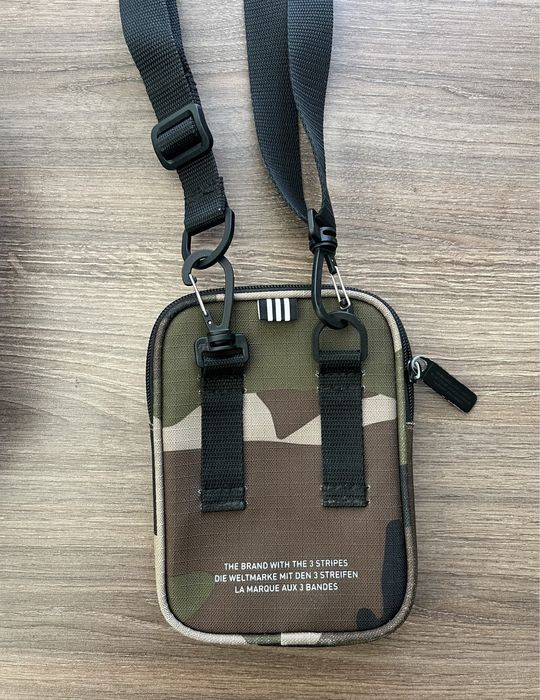 Камуфлажна Чанта Adidas