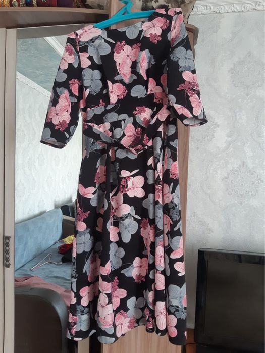 Платья по 2000