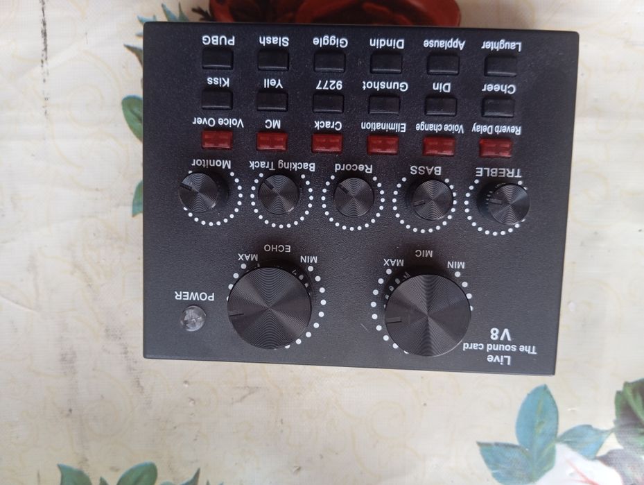 Звуковая карта, Live the sound card V8