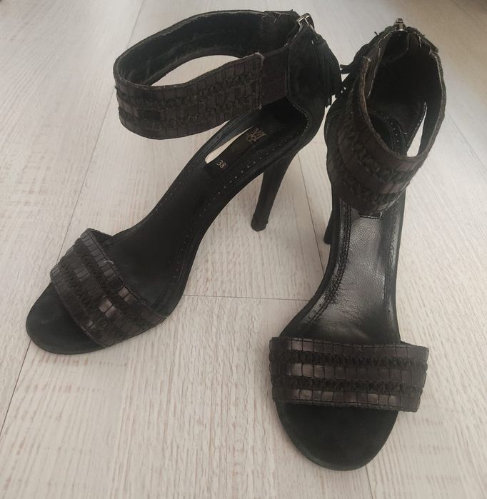 Продаю туфли, в хорошем состоянии