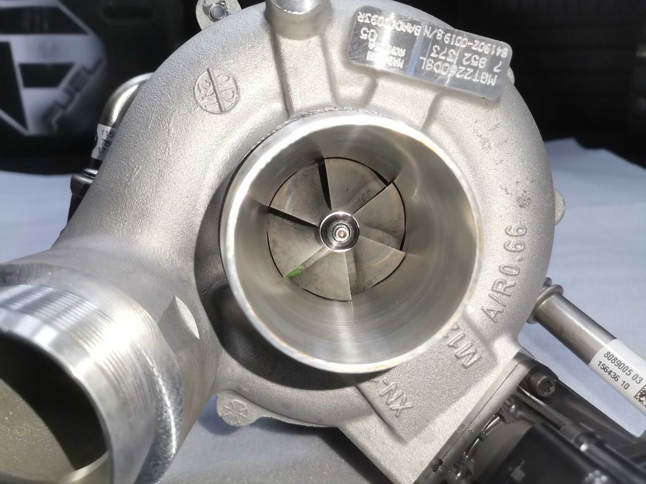 Турбокомпресор 7852373 BMW M5 F90 M8 F91 X5M F95 X6M F96 Цилиндри 5-8