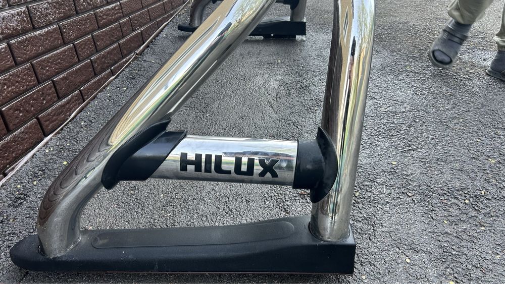 Дуга от Toyota Hilux