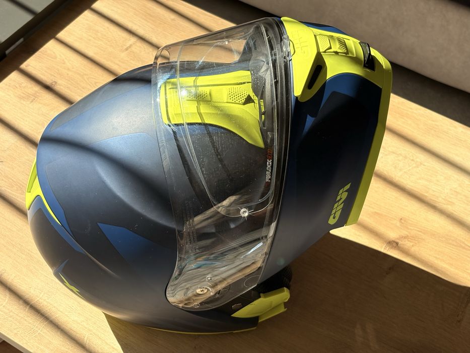GIVI X.21 Challenger Spirit Flip-Up – размер L