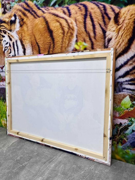 Картина на холсте / Постер