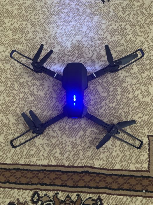 Продам дрон за 15к срочно