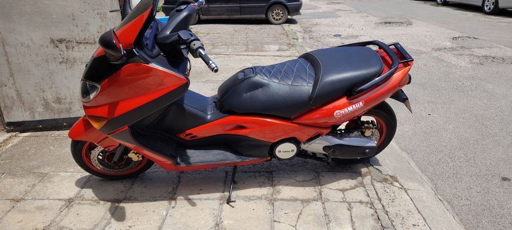 Yamaha T-MAX 500