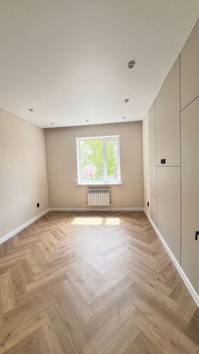 В продам 2- ком квартиру