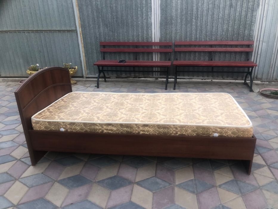 Кровать продается