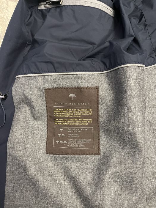 Премиальная куртка Corneli