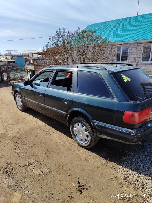 Ауди 100 универсал