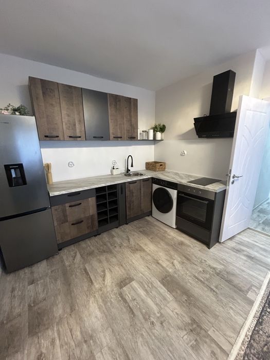 Дава се под наем Двустаен апартамент в Перник, Изток - 50 кв.м за 398.82 € - Снимка #4