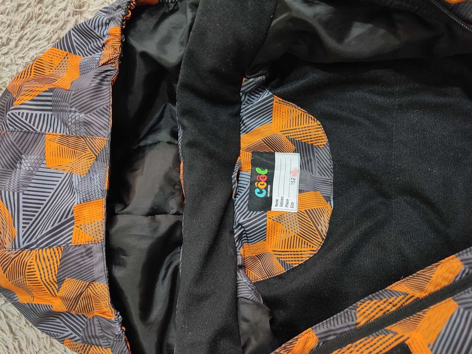 Куртка осенняя 152 рр