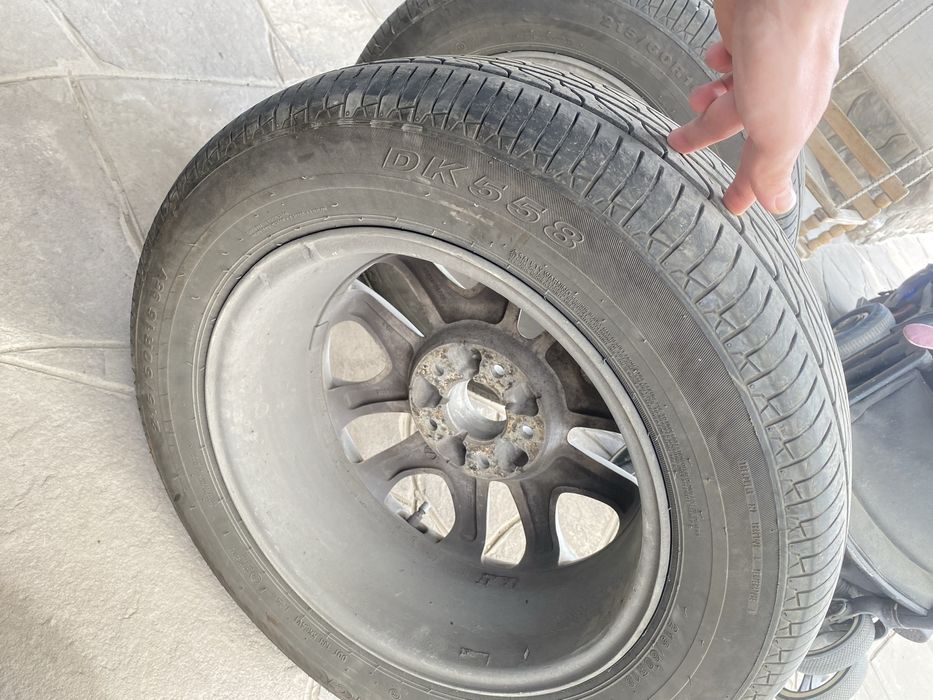 Продам летние шины с дисками 215/60 R16