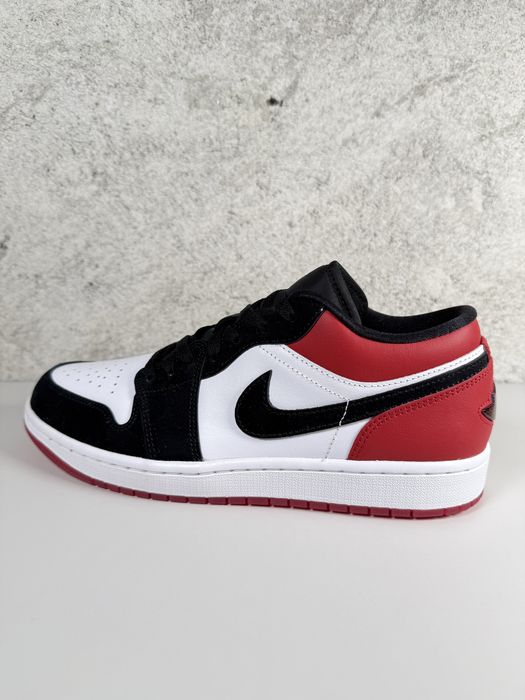 Air Jordan 1 Low Black Toe