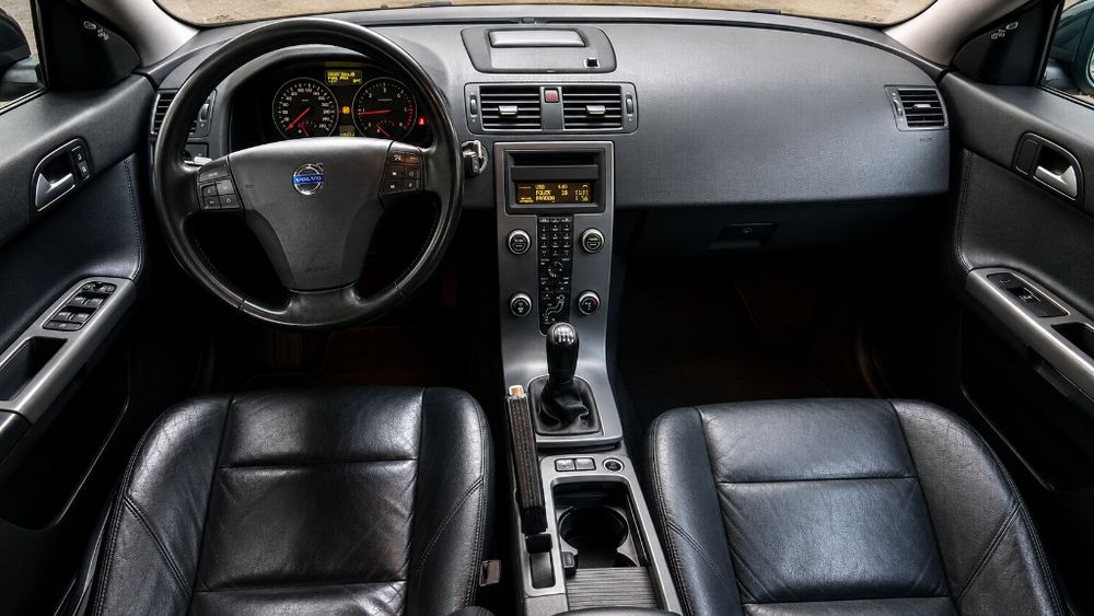 VOLVO V50 2010 — imagine 5