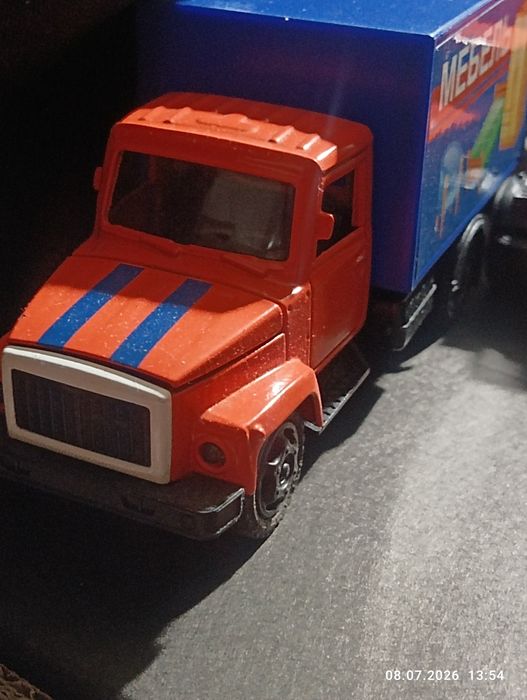 КАМАЗ тягач 1/43 (технопак